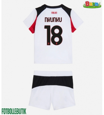 AC Milan Christopher Nkunku #18 Bortaställ Barn 2025-26 Kortärmad (+ Korta byxor)